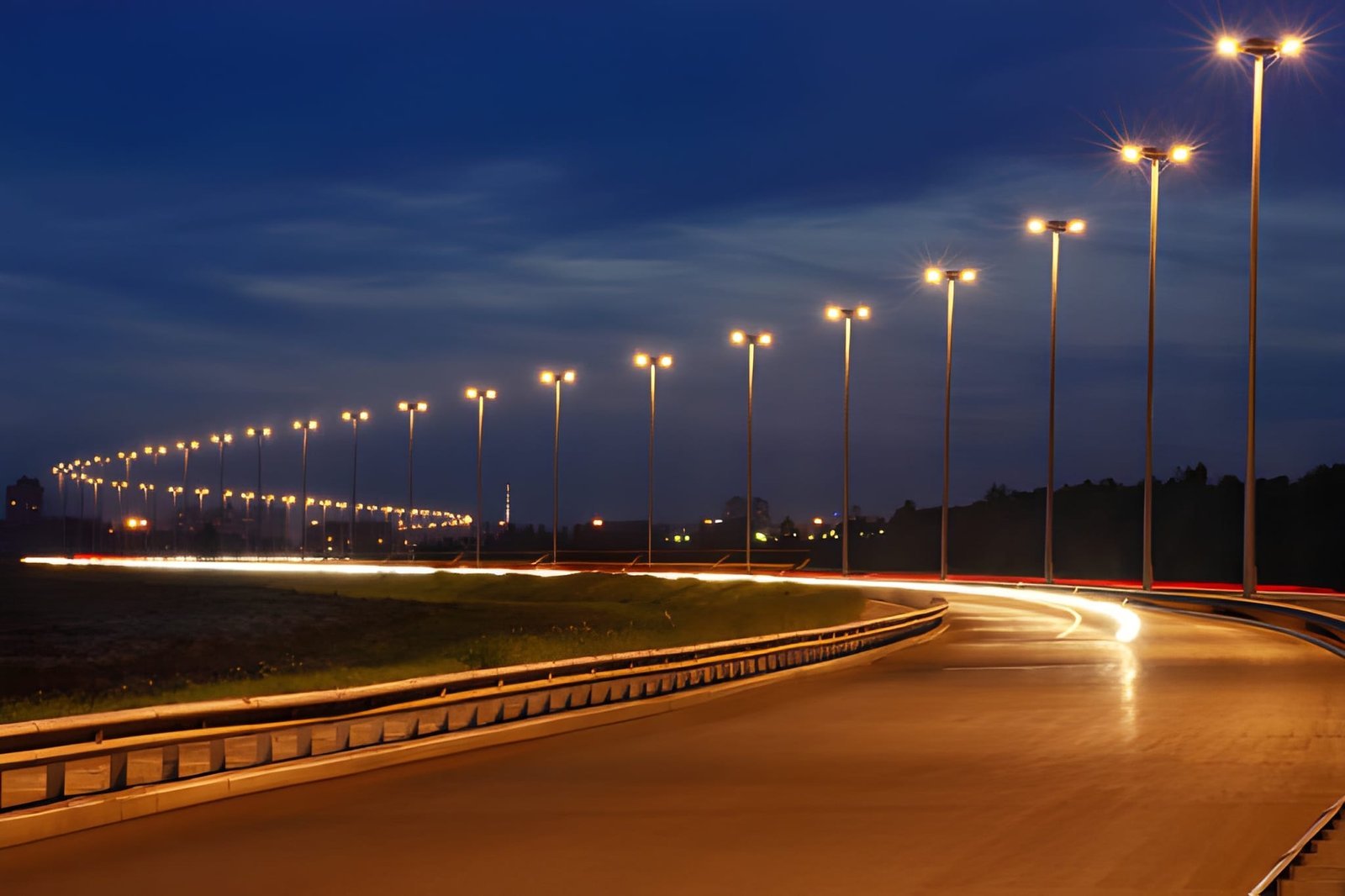Smart Street Lighting Guide to LED Street Light Systems